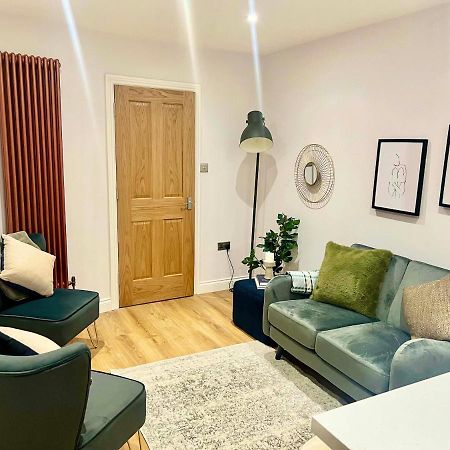 Gorgeous Newly Renovated 2 Double Bed Flat Appartement Swansea Buitenkant foto