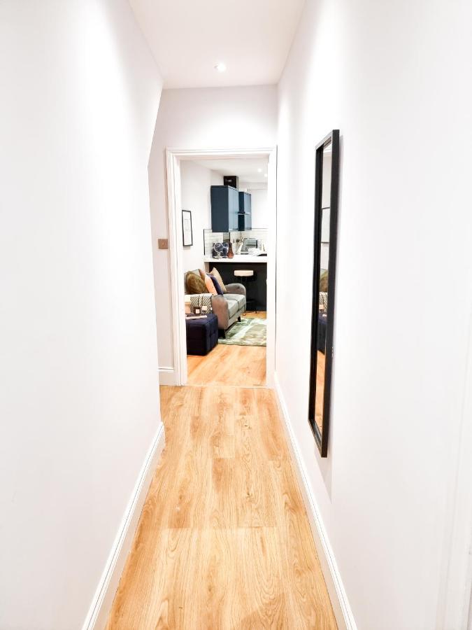 Gorgeous Newly Renovated 2 Double Bed Flat Appartement Swansea Buitenkant foto