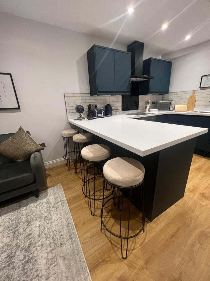 Gorgeous Newly Renovated 2 Double Bed Flat Appartement Swansea Buitenkant foto